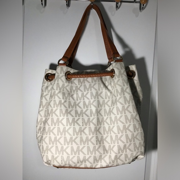 Michael Kors Beige and Brown Logo Shoulder Bag - Picture 4 of 9